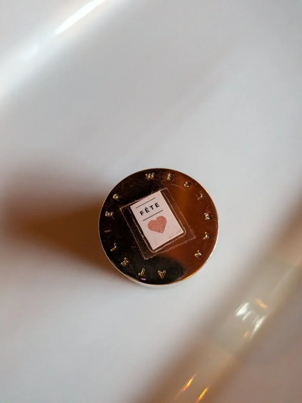 Westman Atelier - Limited Edition Eye Pod Fête: champagne with gold iridescence